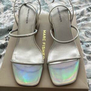 MARC FISHER
Women's Gandia Strappy Block Heel Sandals Size 9